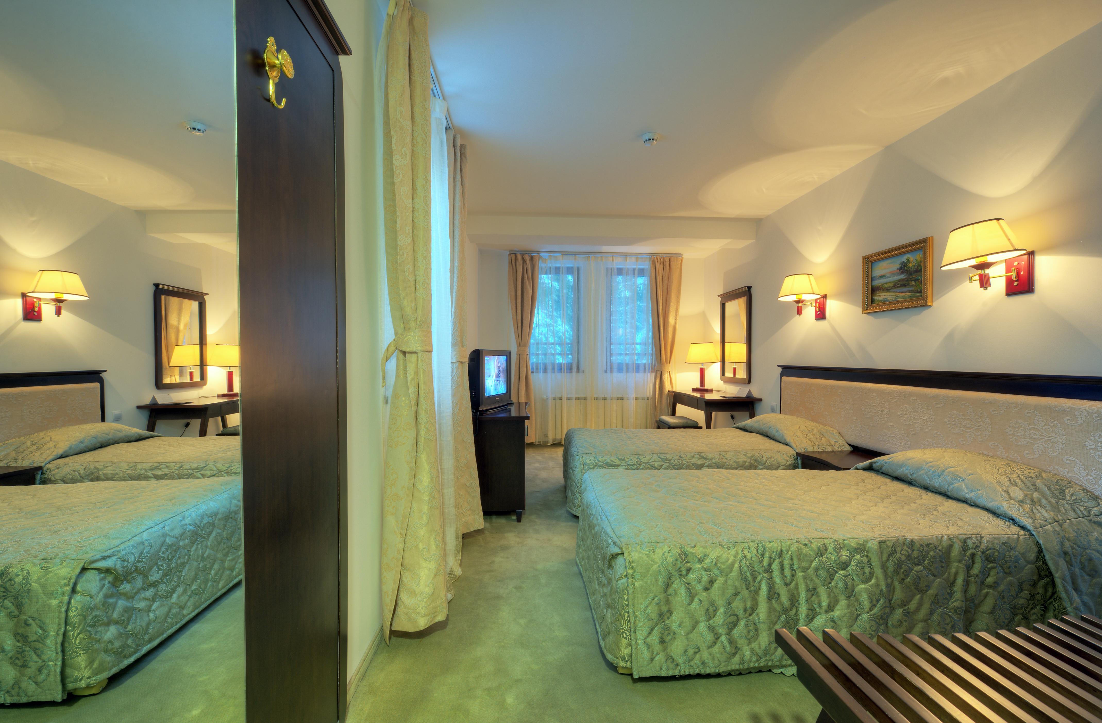 Mpm Family Hotel Merryan Pamporowo Exterior foto