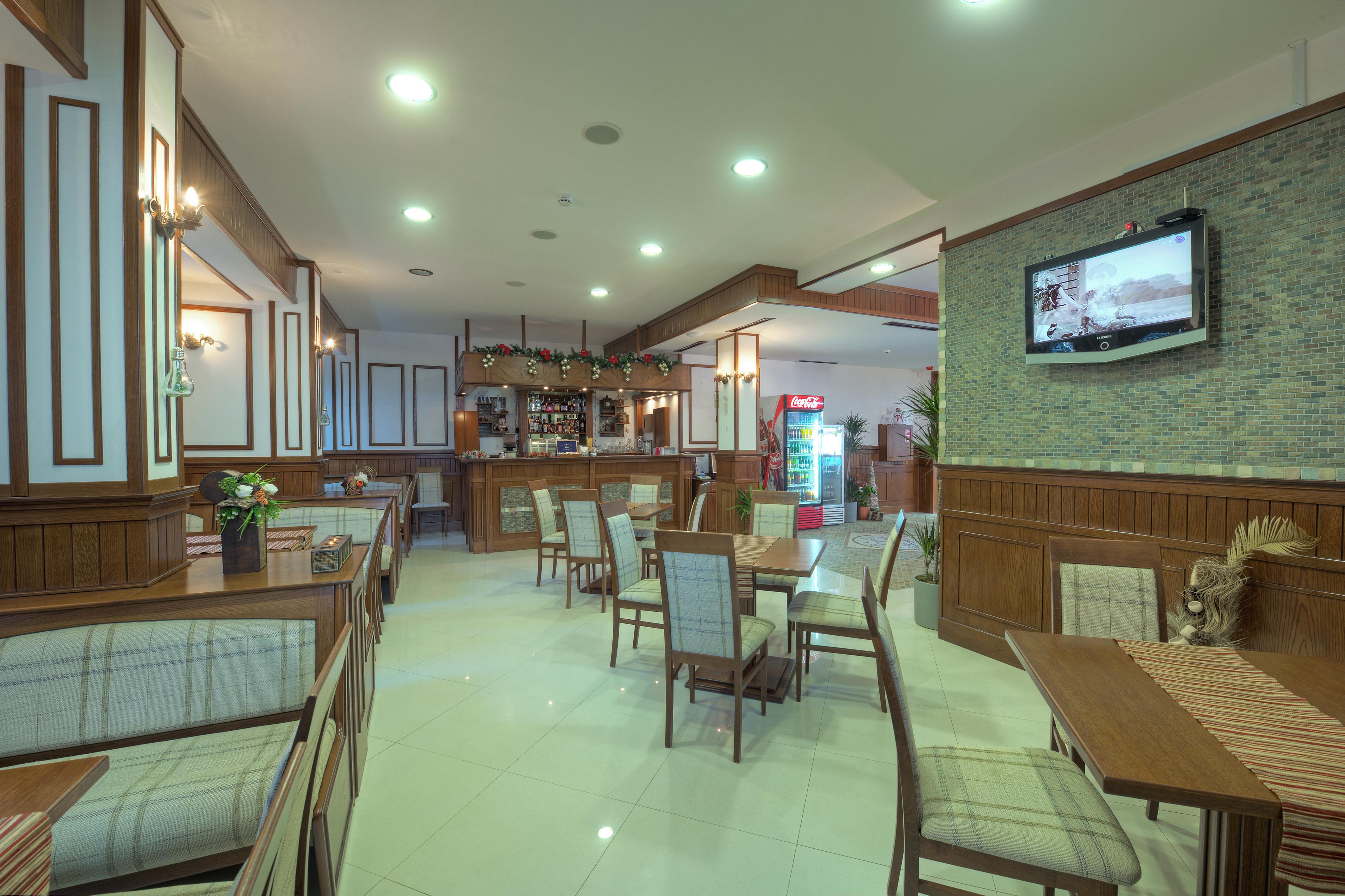 Mpm Family Hotel Merryan Pamporowo Exterior foto